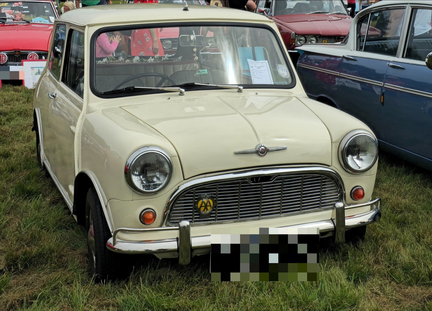 A classic Mini - genius on a budget. Photo: Calreyn88, CC BY-SA 4.0, via Wikimedia Commons; plate blurred per our privacy policy.