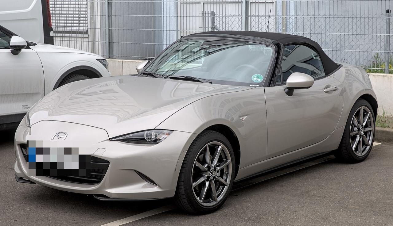 Mazda MX-5.