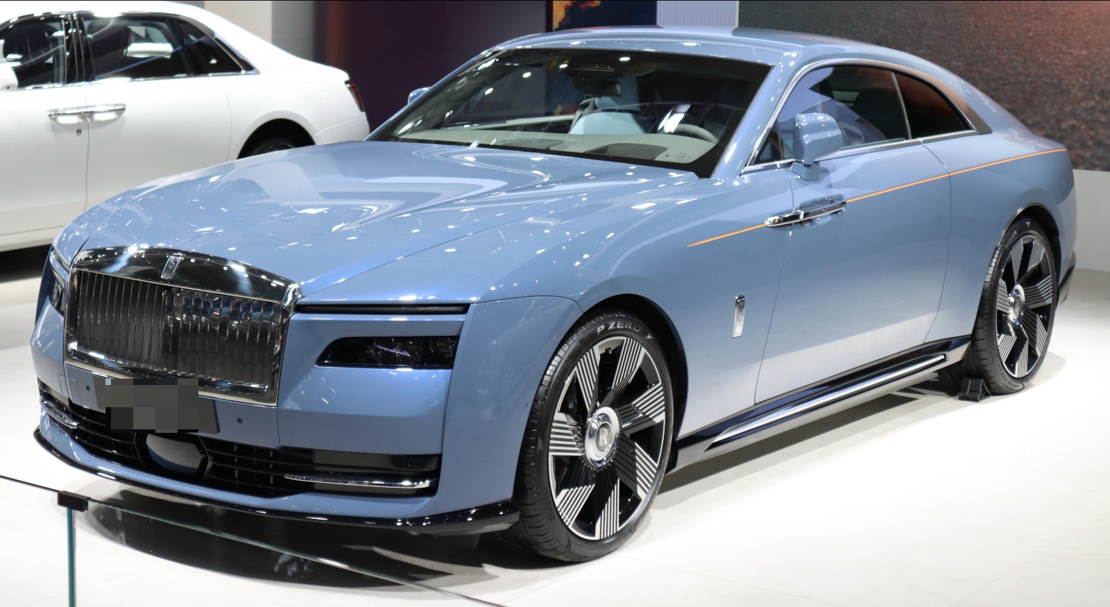 Rolls-Royce Spectre. Photo: User3204, CC BY-SA 4.0, via Wikimedia Commons.